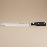 CUCHILLO ASSERRADO PARA PAN CLASSIC 20CM WUSTHOF