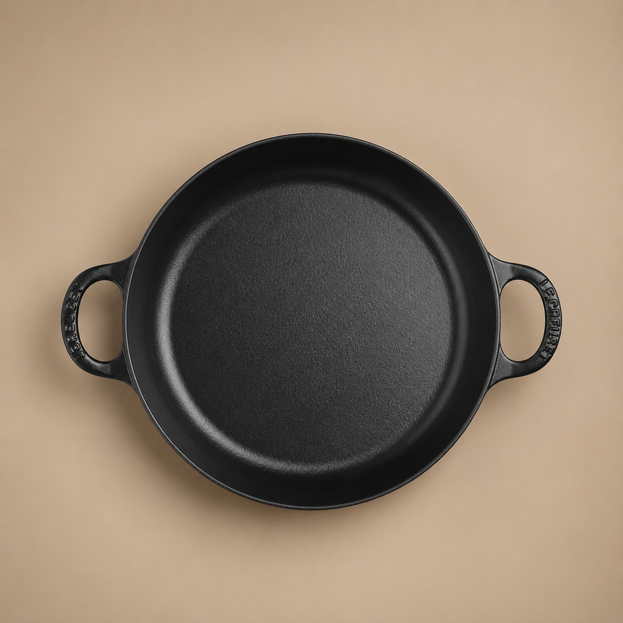 SARTÉN REDONDA CON ASAS DOBLES NEGRO MATE 28CM LE CREUSET
