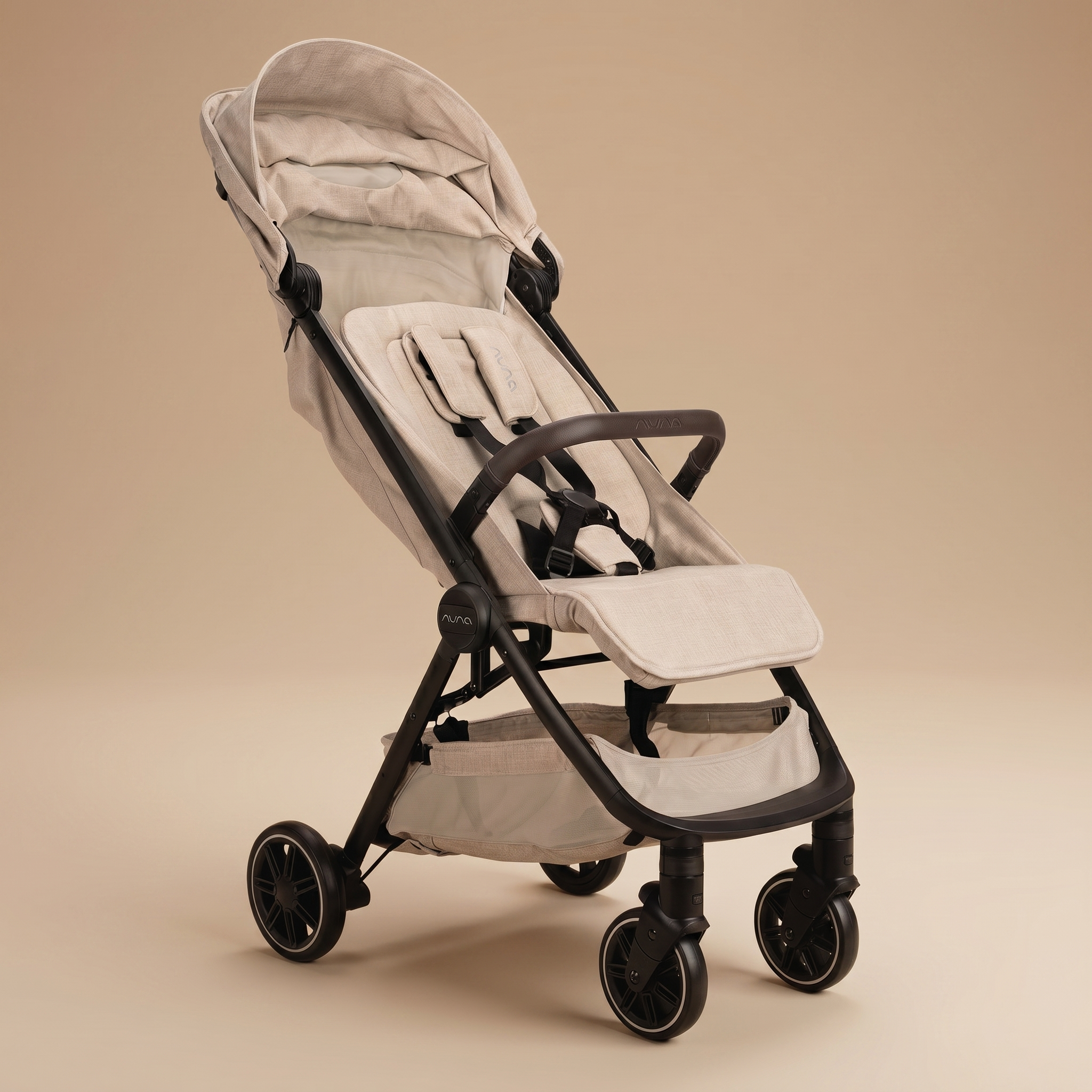 COCHE PARA BEBÉ ULTRALIGERO NUNA TRVL BISCOTTI
