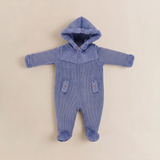 ENTERIZO PELUCHE CON CAPUCHA