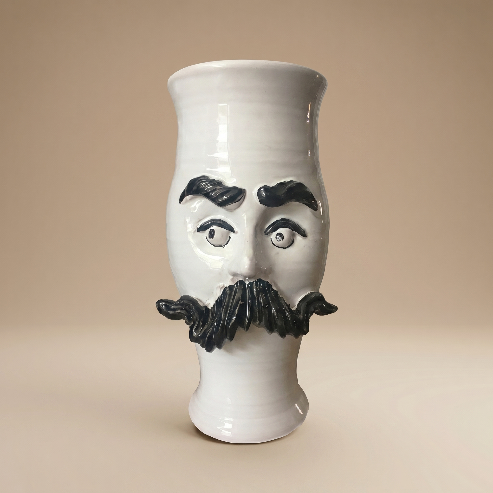 LES OTTOMANS –MOUSTACHE VASE MEDIUM