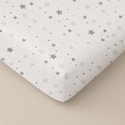 SÁBANA BAJERA ESTAMPADA CUNA ESTRELLAS GRIS/GRIS