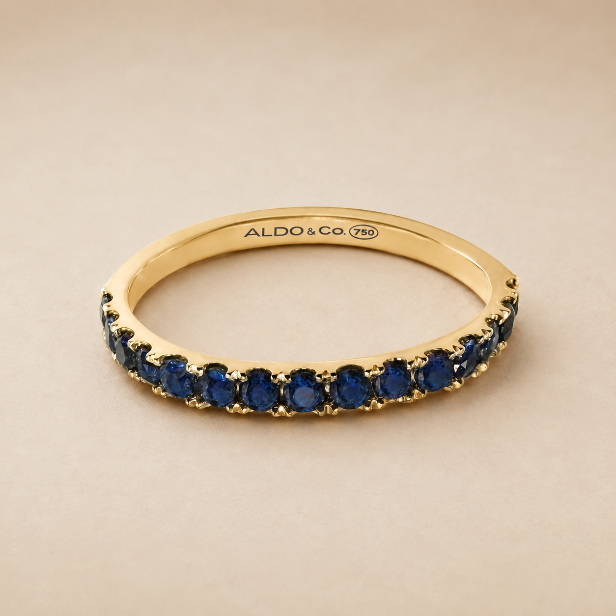 anillo-medio-reviere-con-zafiros.png