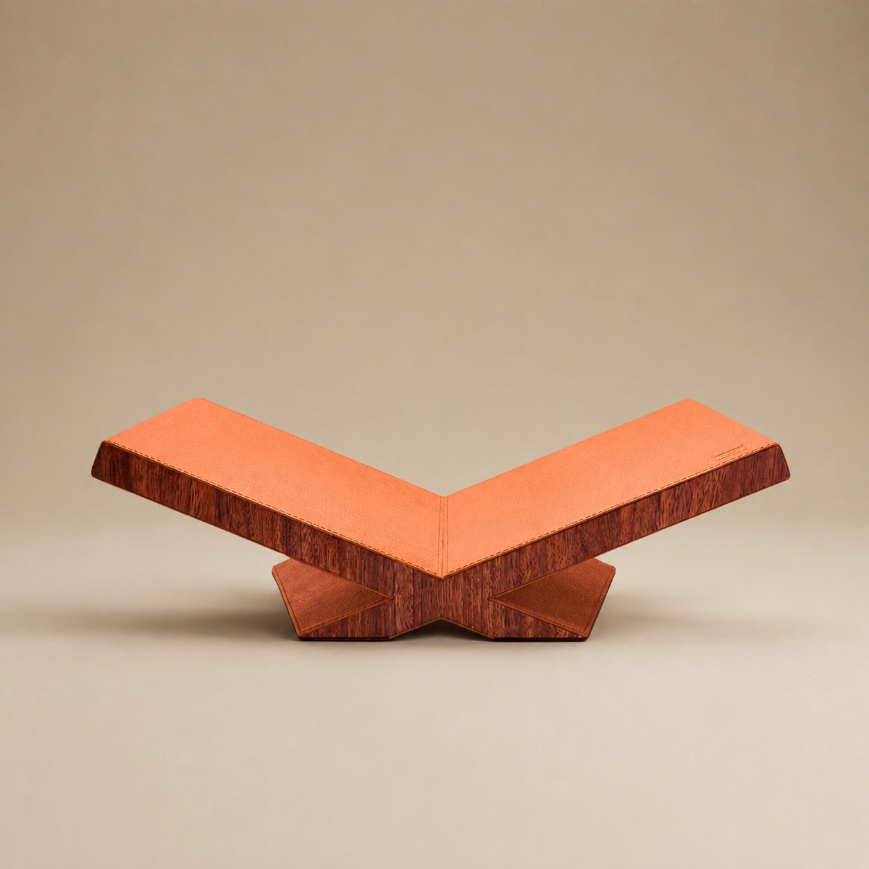 Culture Bookstand Camel Pebbled Leather