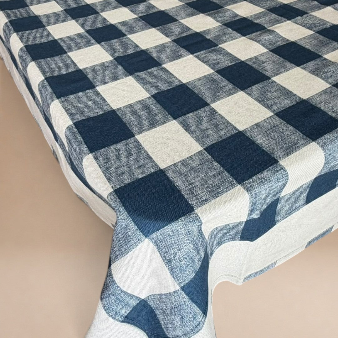 Mantel Picnic