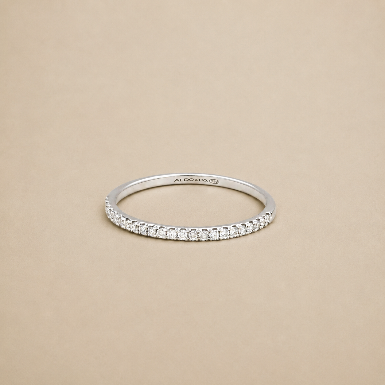 medio-reviere-de-diamantes_d123e7d0-b0df-43be-bd19-9d054dd8b2f9.png